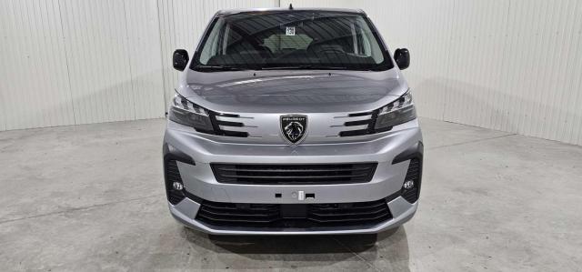 Peugeot Traveller image 8