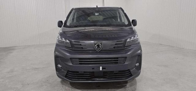 Peugeot Traveller image 9