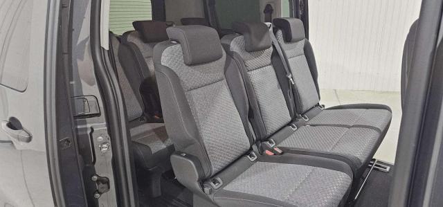 Peugeot Traveller image 5