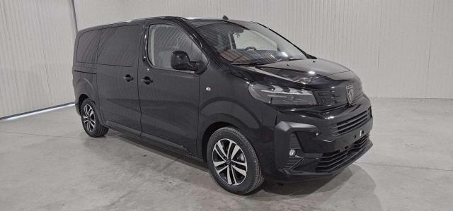 Peugeot Traveller image 1