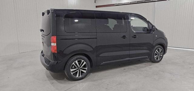 Peugeot Traveller image 4