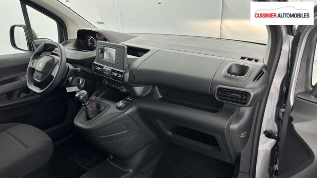 Peugeot Partner image 2