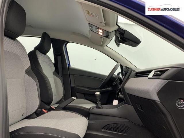 Renault Clio image 9