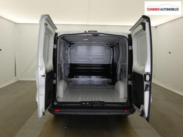 Renault Trafic image 8