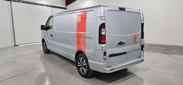 Renault Trafic image 8