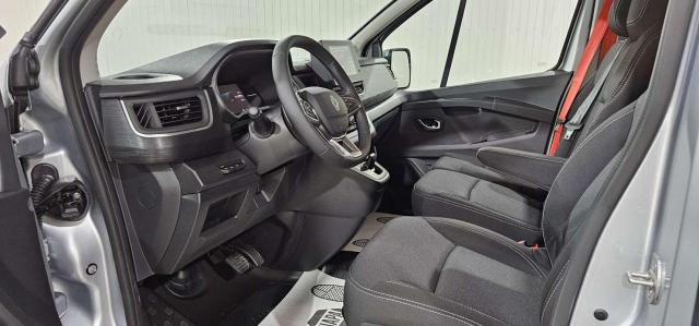 Renault Trafic image 7