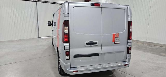 Renault Trafic image 9