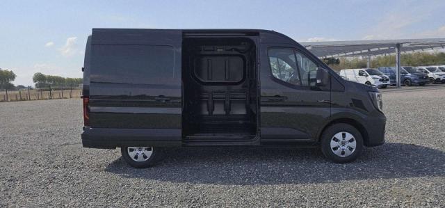 Renault Master image 4