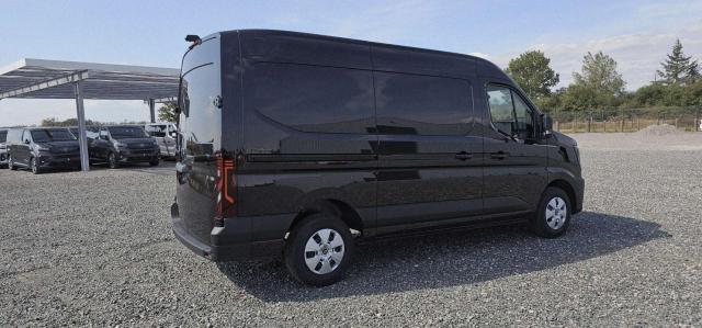 Renault Master image 2