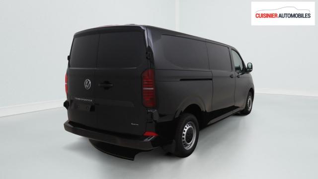 Volkswagen Transporter image 3