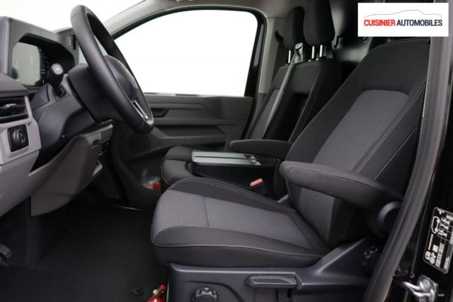 Volkswagen Transporter image 6