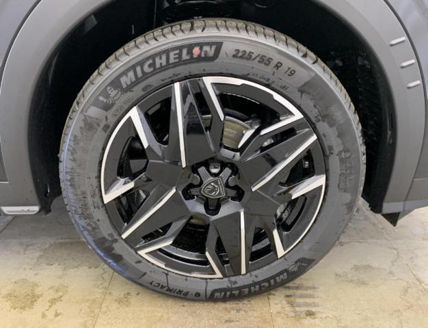 Peugeot 3008 image 3