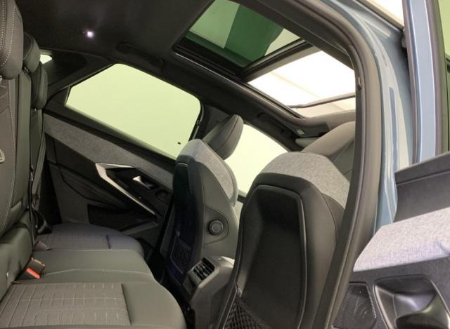 Peugeot 3008 image 3