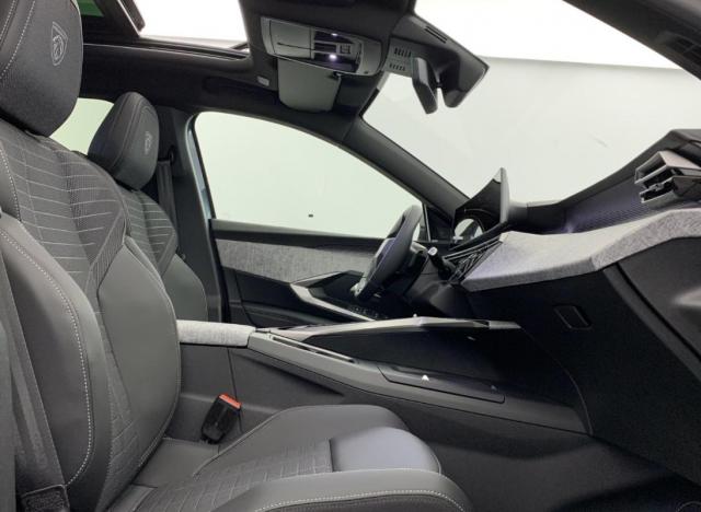 Peugeot 3008 image 1