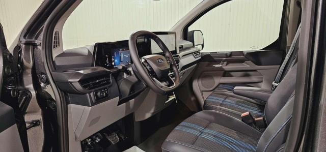 Ford Transit Custom image 4