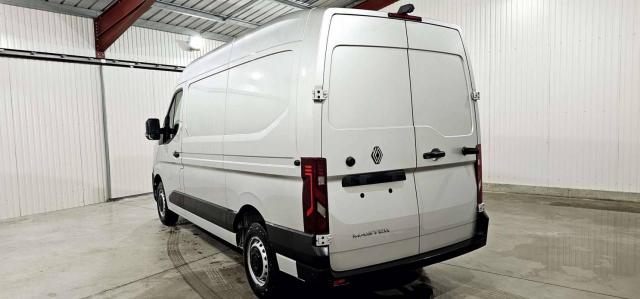 Renault Master image 3