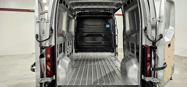 Renault Master image 6