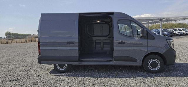 Renault Master image 6