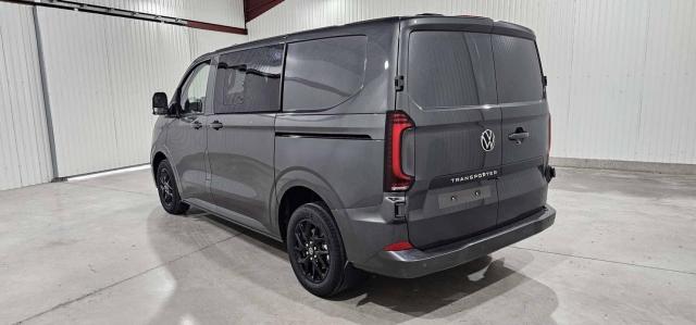 Volkswagen Transporter image 4