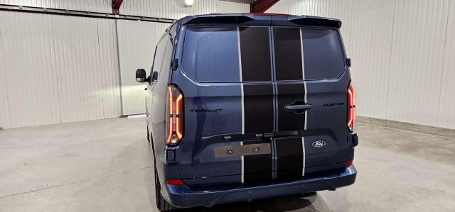 Ford Transit Custom image 7