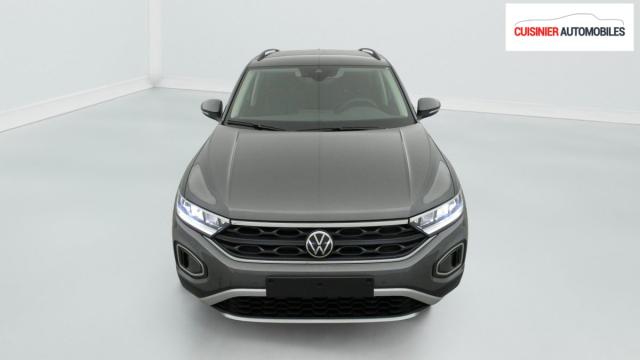 Volkswagen T-Roc image 9