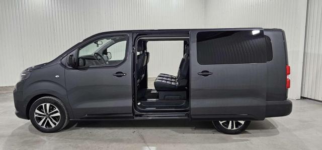 Peugeot Traveller image 2