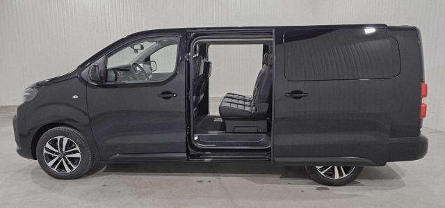 Peugeot Traveller image 9