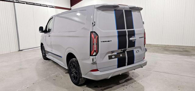 Ford Transit Custom image 4