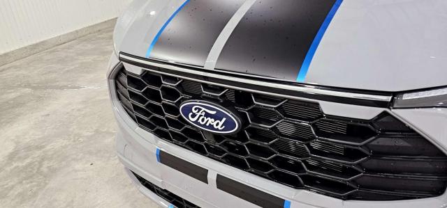Ford Transit Custom image 2