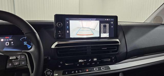 Peugeot Traveller image 4