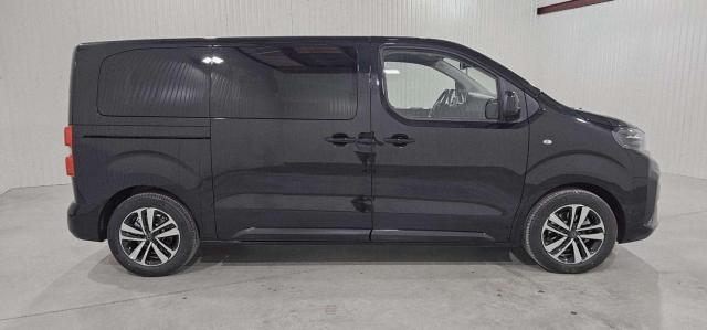 Peugeot Traveller image 7