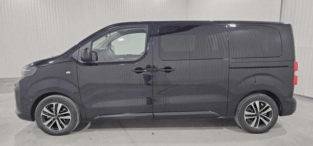 Peugeot Traveller image 2