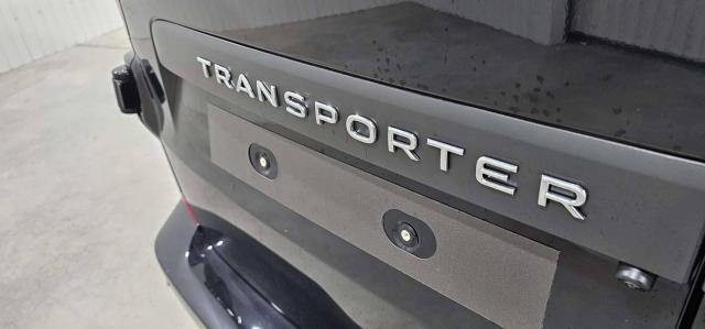 Volkswagen Transporter image 3