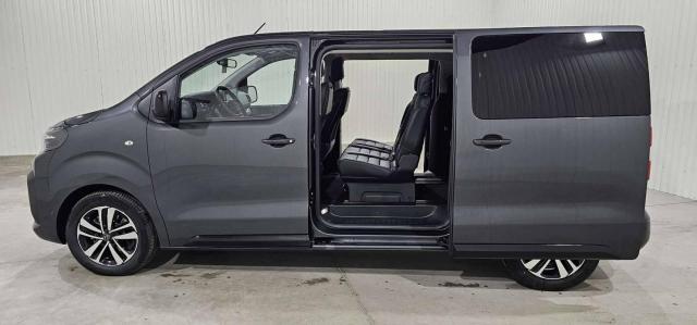 Peugeot Traveller image 9