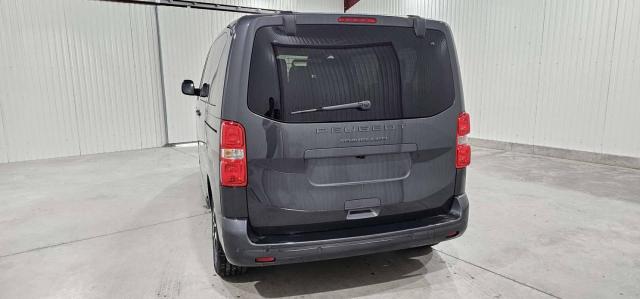Peugeot Traveller image 7