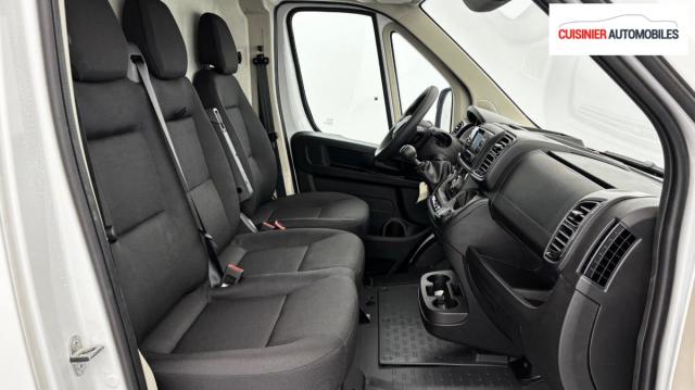 Peugeot Boxer image 8