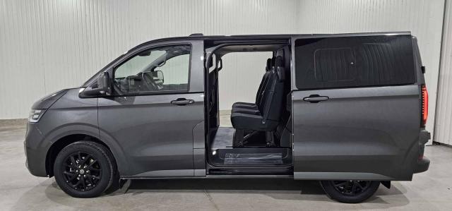 Volkswagen Transporter image 8