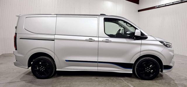 Ford Transit Custom image 8