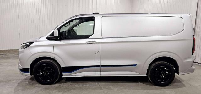 Ford Transit Custom image 4