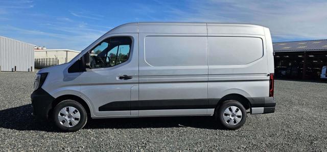 Renault Master image 1