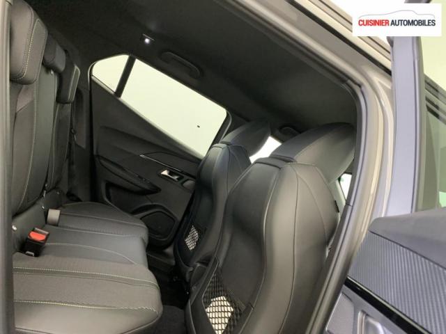 Peugeot 2008 image 8
