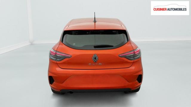 Renault Clio image 1