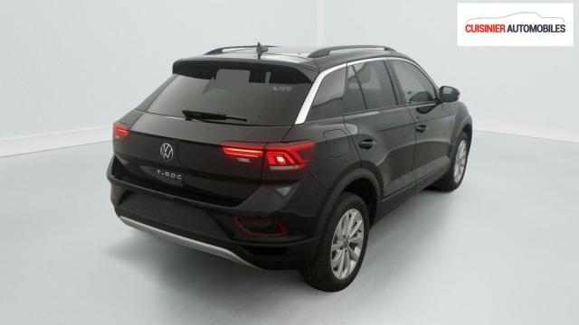 Volkswagen T-Roc image 7