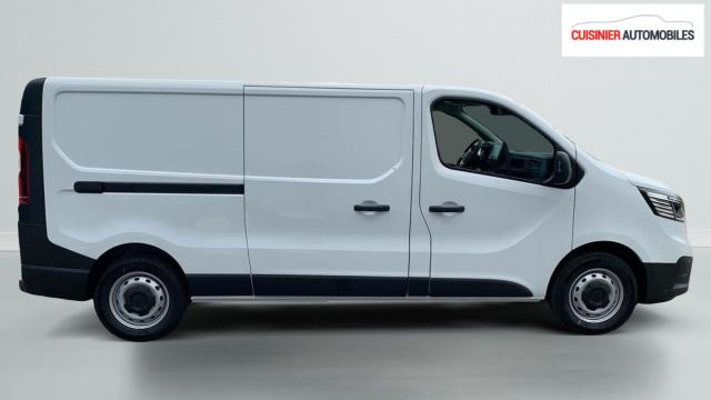 Renault Trafic image 8