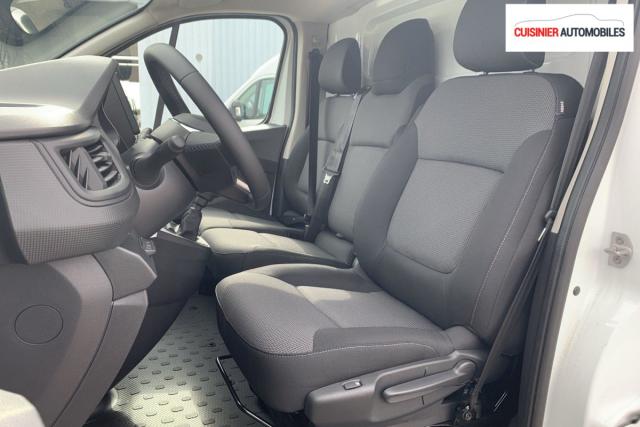 Renault Trafic image 3