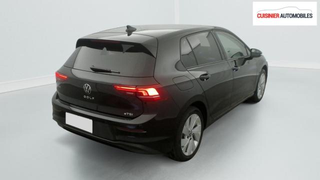 Volkswagen Golf image 6