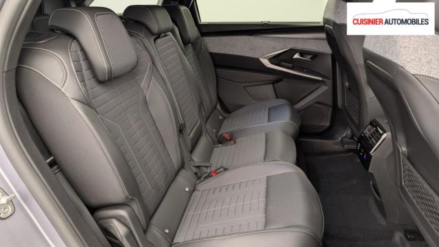 Peugeot 5008 image 2