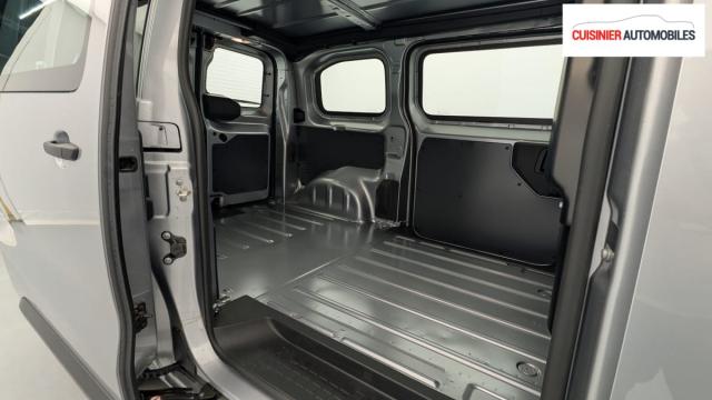Peugeot Expert image 1
