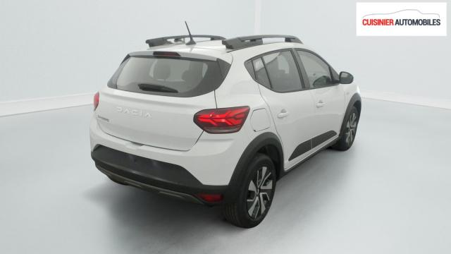 Dacia Sandero image 2