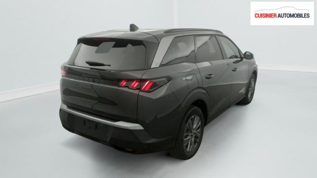 Peugeot 5008 image 9